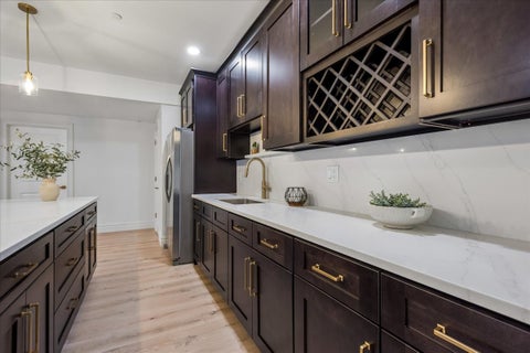 Tiny photo for 5615 Airdrie Court, Hoffman Estates, IL 60192 (MLS # 12539984)