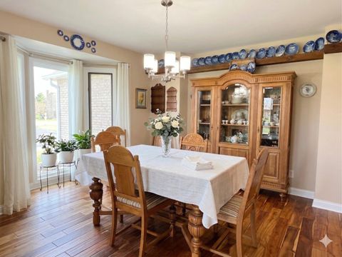 Tiny photo for 613 Silver Glen Road, McHenry, IL 60050 (MLS # 12614327)