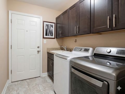 Tiny photo for 613 Silver Glen Road, McHenry, IL 60050 (MLS # 12614327)
