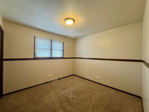 Tiny photo for 18013 Park Avenue, Lansing, IL 60438 (MLS # 12487797)