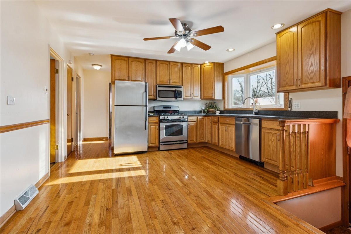 439 N Manchester Drive