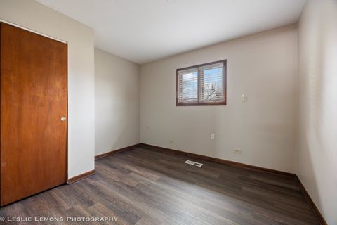 Tiny photo for 16400 Sherwood Drive, Orland Park, IL 60462 (MLS # 12524077)