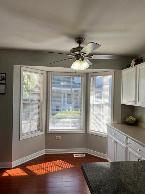 Tiny photo for 3496 Willowview Court #3496, Aurora, IL 60504 (MLS # 12495883)