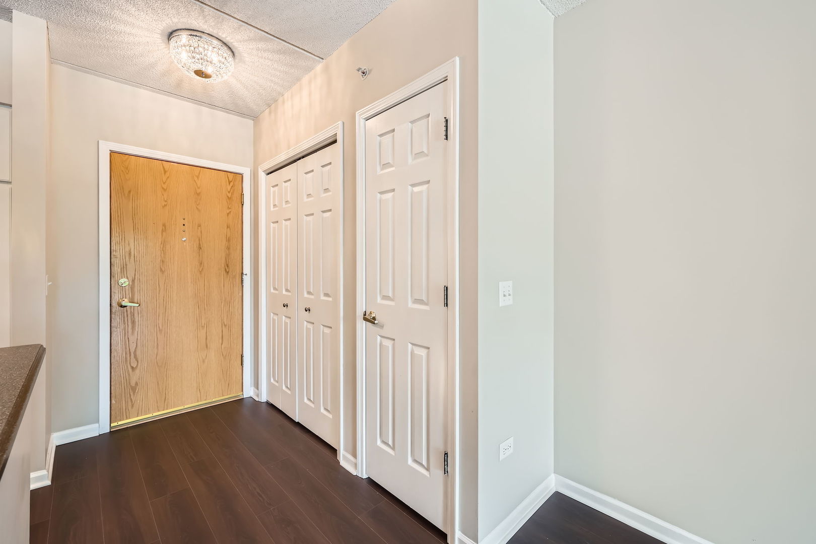 104 N Plum Grove Road 203