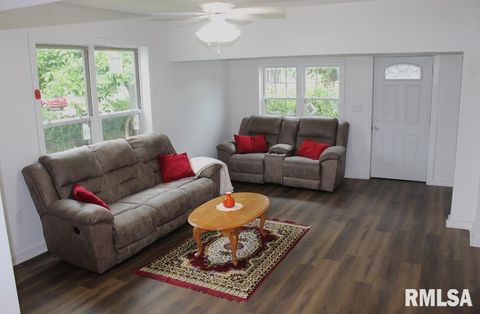 Tiny photo for 632 E 9TH Street, Kewanee, IL 61443 (MLS # QC4264684)