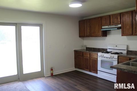 Tiny photo for 632 E 9TH Street, Kewanee, IL 61443 (MLS # QC4264684)