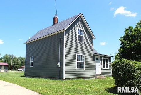 Tiny photo for 632 E 9TH Street, Kewanee, IL 61443 (MLS # QC4264684)