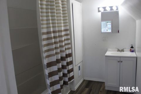 Tiny photo for 632 E 9TH Street, Kewanee, IL 61443 (MLS # QC4264684)