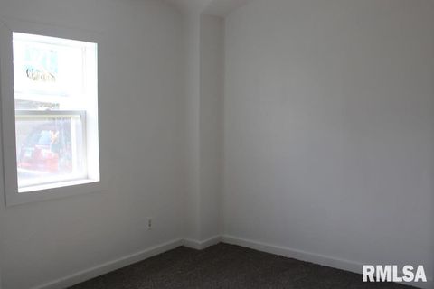 Tiny photo for 632 E 9TH Street, Kewanee, IL 61443 (MLS # QC4264684)