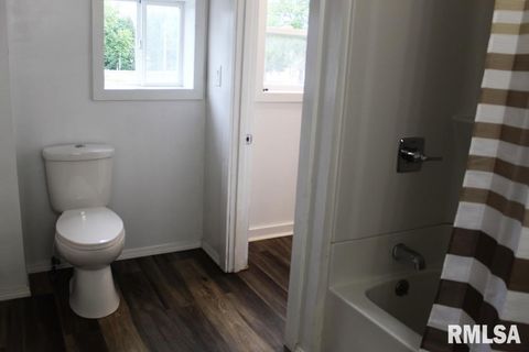 Tiny photo for 632 E 9TH Street, Kewanee, IL 61443 (MLS # QC4264684)