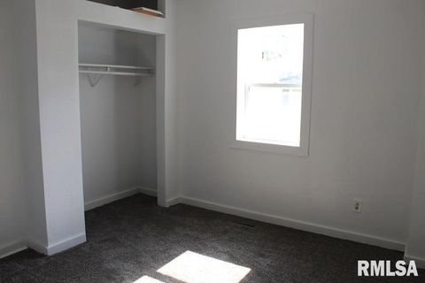 Tiny photo for 632 E 9TH Street, Kewanee, IL 61443 (MLS # QC4264684)