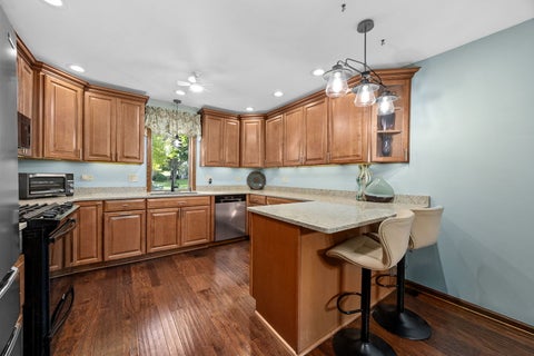 Tiny photo for 161 Amherst Drive, Bartlett, IL 60103 (MLS # 12777838)