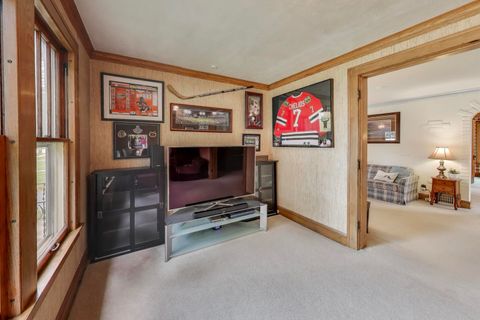 Tiny photo for 634 N Prairie Avenue, Mundelein, IL 60060 (MLS # 12460945)
