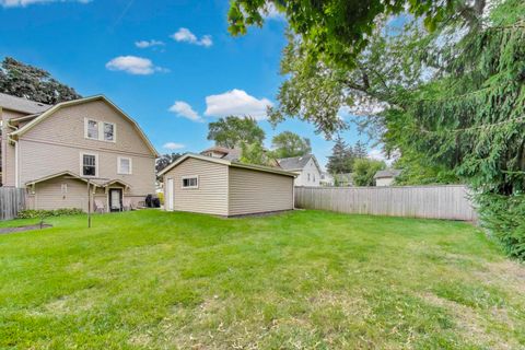 Tiny photo for 634 N Prairie Avenue, Mundelein, IL 60060 (MLS # 12460945)