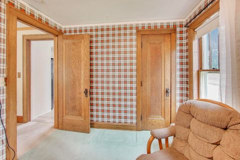 Tiny photo for 634 N Prairie Avenue, Mundelein, IL 60060 (MLS # 12460945)