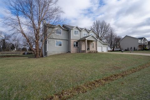 Tiny photo for 9821 Gabriel Drive, Bloomington, IL 61705 (MLS # 12542326)