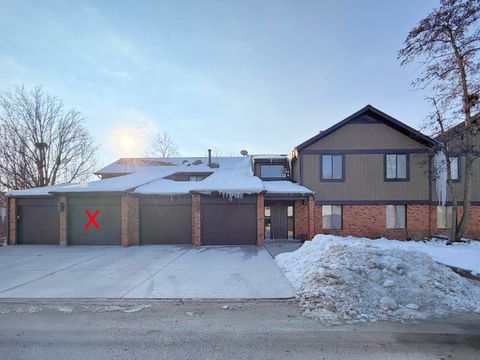 Tiny photo for 22 CREEKSIDE Circle #D, Elgin, IL 60123 (MLS # 12529956)