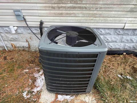 Tiny photo for 23392 N IL Hwy 37 Highway, Dix, IL 62830 (MLS # EB460695)