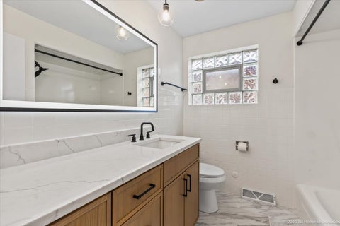 Tiny photo for 5317 S Hunt Avenue, Summit, IL 60501 (MLS # 12707634)