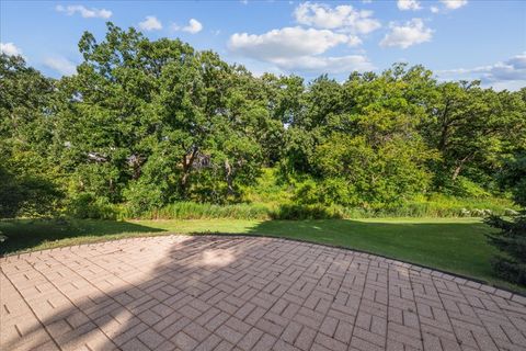 Tiny photo for 1300 Lake Shore Drive S, Barrington, IL 60010 (MLS # 12455720)