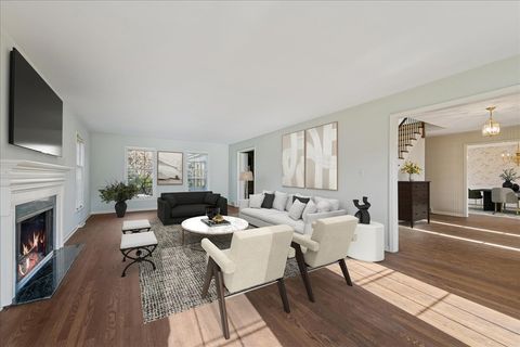 Tiny photo for 1300 Lake Shore Drive S, Barrington, IL 60010 (MLS # 12455720)