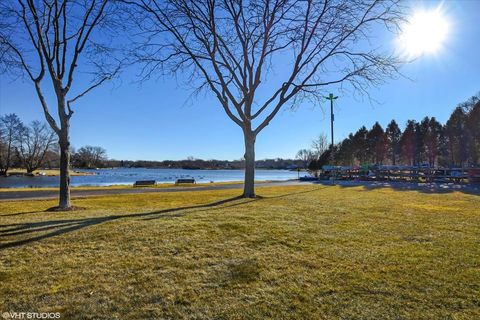 Tiny photo for 1300 Lake Shore Drive S, Barrington, IL 60010 (MLS # 12455720)