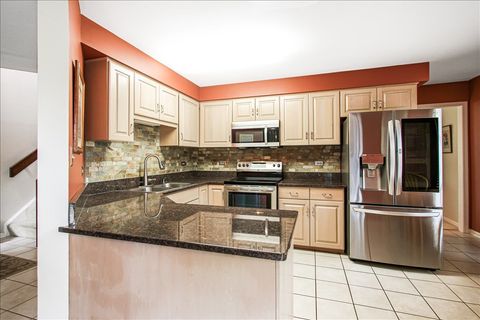 Tiny photo for 789 Oak Hill Road, Lake Barrington, IL 60010 (MLS # 12632389)