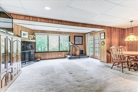 Tiny photo for 789 Oak Hill Road, Lake Barrington, IL 60010 (MLS # 12632389)