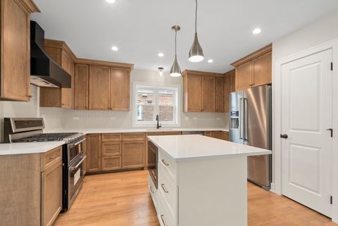Tiny photo for 10308 S Spaulding Avenue, Chicago, IL 60655 (MLS # 12616469)