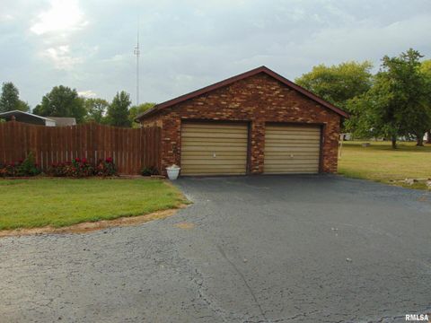 Tiny photo for 4077 State Route 154 Highway, Pinckneyville, IL 62274 (MLS # EB460013)