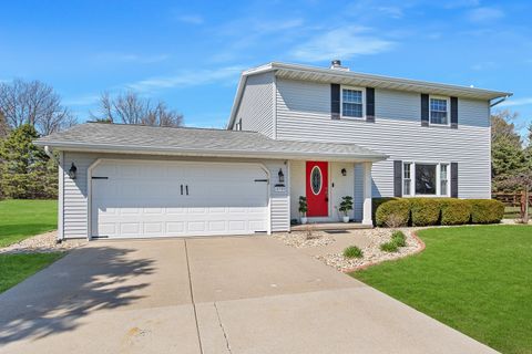 Tiny photo for 18788 US 150 Highway, Bloomington, IL 61705 (MLS # 12606510)