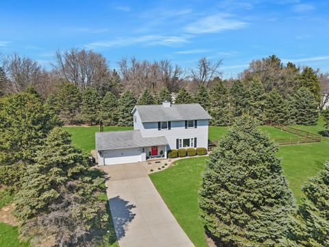 Photo of 18788 US 150 Highway, Bloomington, IL 61705 (MLS # 12606510)