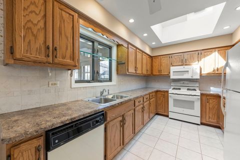 Tiny photo for 11532 Autobahn Drive, Palos Park, IL 60464 (MLS # 12609193)