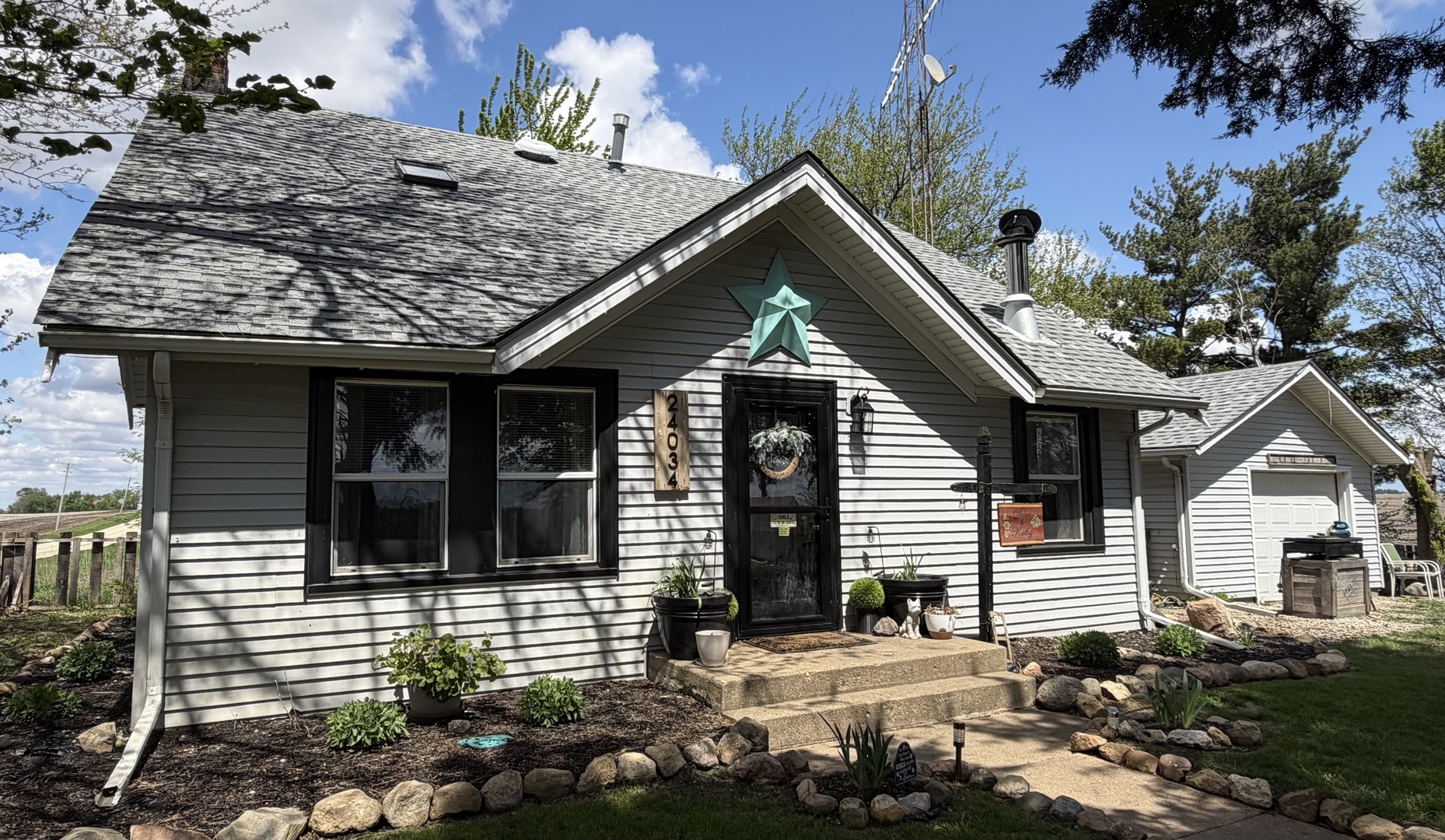 24034 N 2900 East Road N