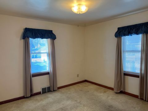 Tiny photo for 681 S Tanner Avenue, Kankakee, IL 60901 (MLS # 12536165)