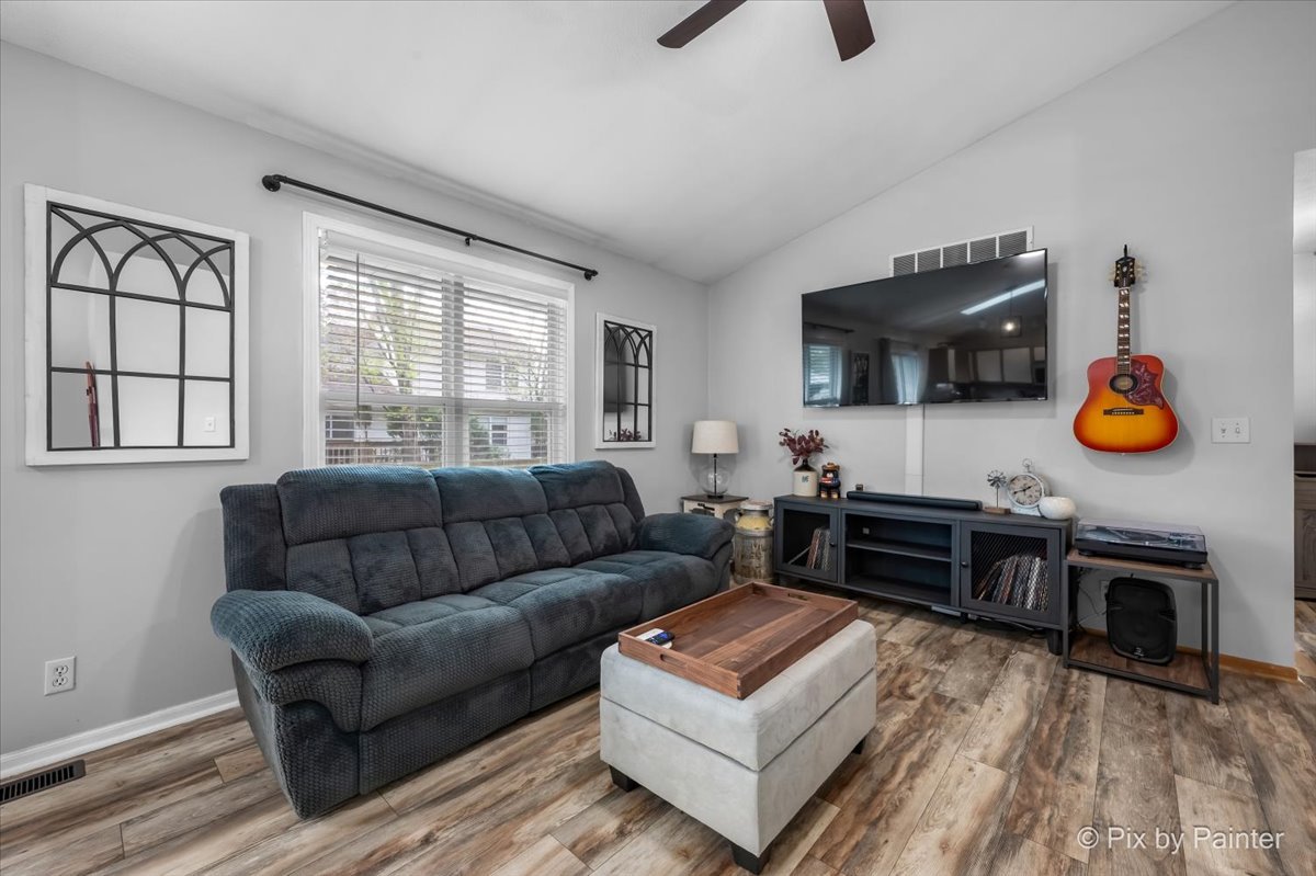 710 Redwood Court