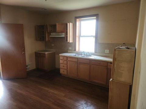 Tiny photo for 6927 S PERRY Avenue, Chicago, IL 60621 (MLS # 12595125)