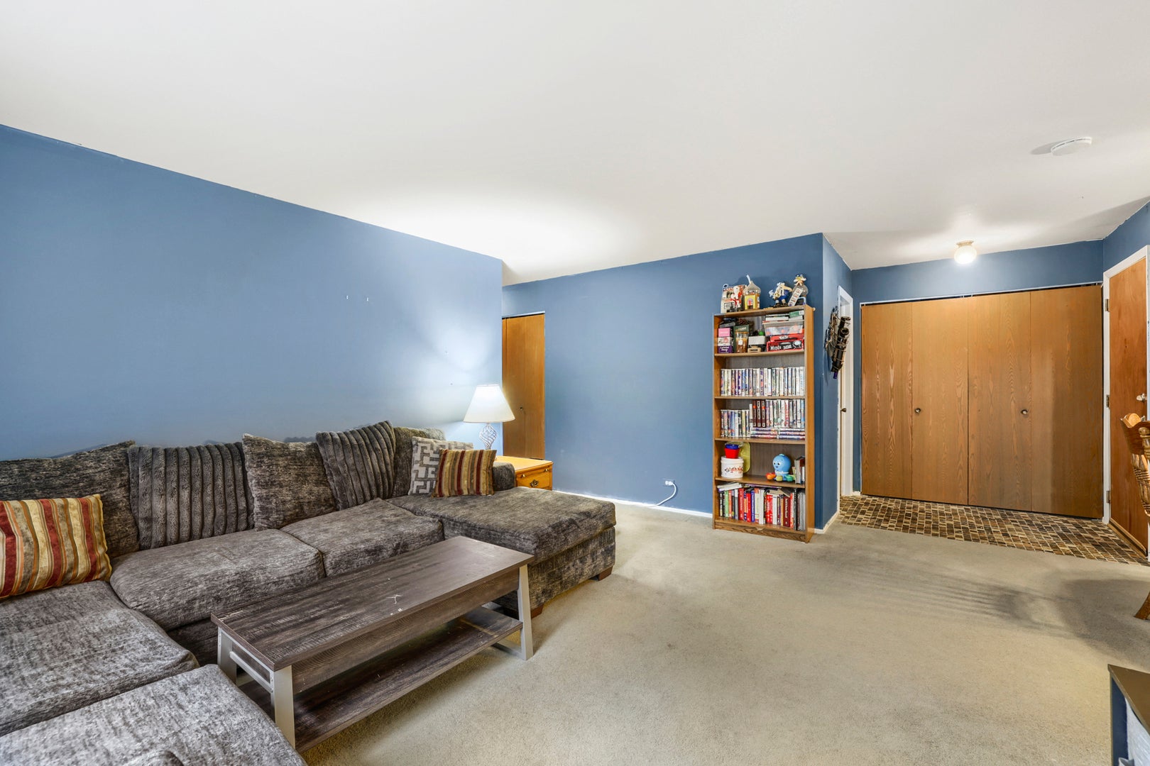 1059 Southbury Lane