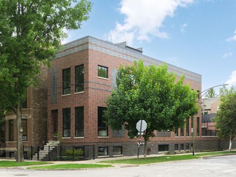 Photo of 1900 W Cortland Street, Chicago, IL 60622 (MLS # 12654263)