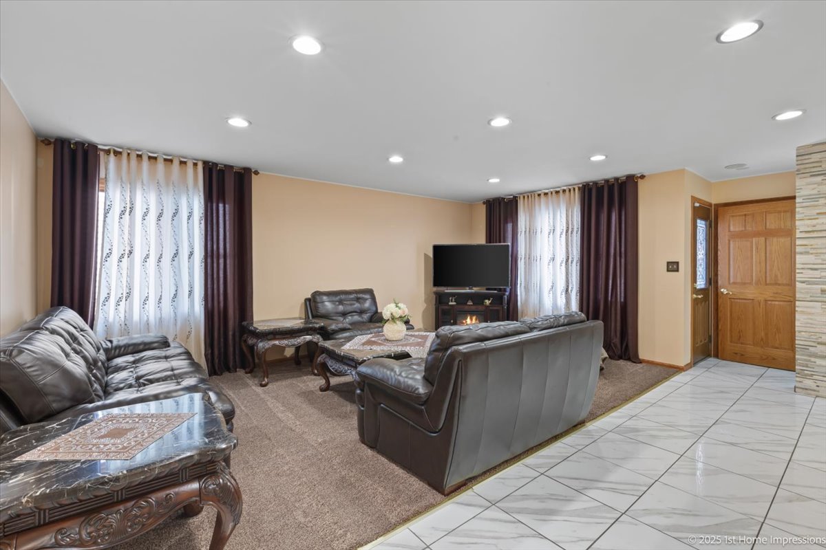 5316 W MINT JULIP Drive