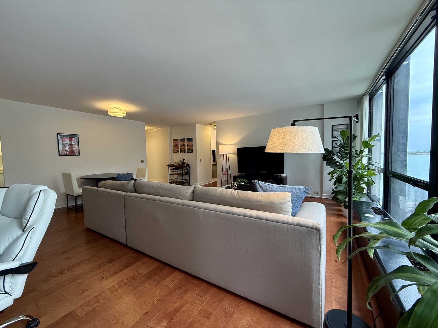 900 N LAKE SHORE Drive 812