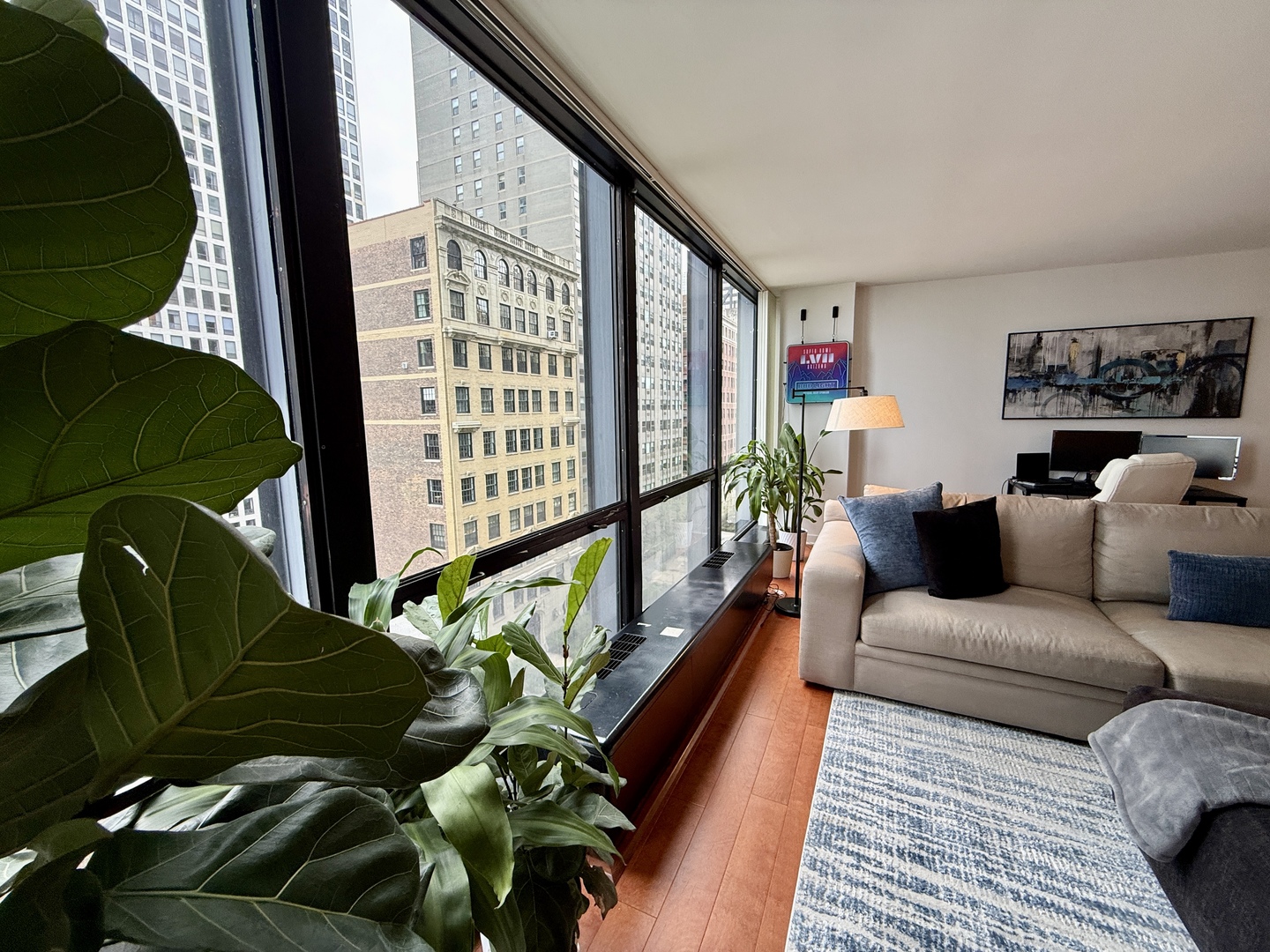 900 N LAKE SHORE Drive 812