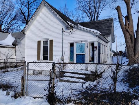 Photo of 115 Warren Street, Anna, IL 62906 (MLS # 12565391)