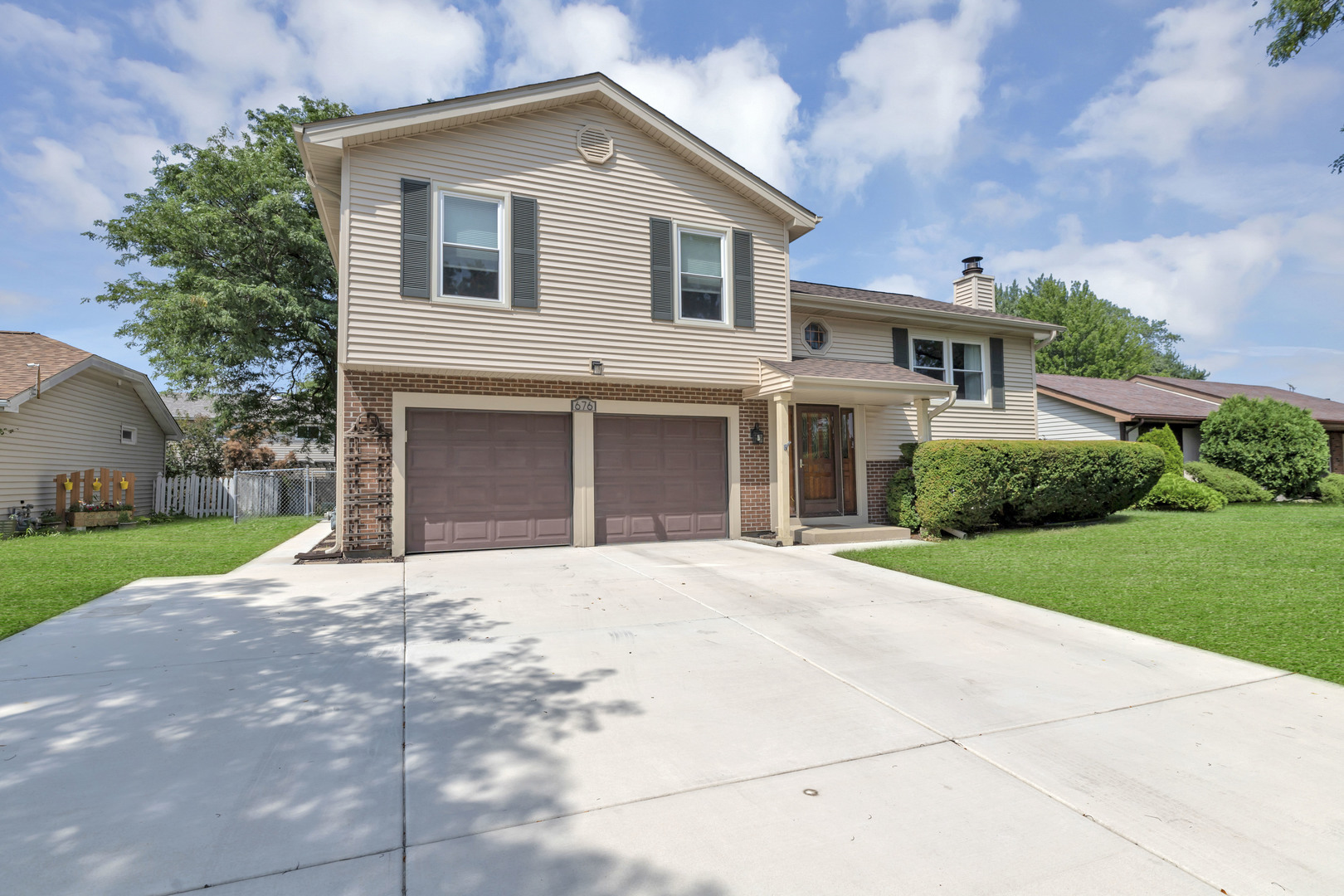 676 Niagara Drive