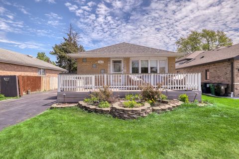 7413 S Thomas Avenue Bridgeview IL 60455