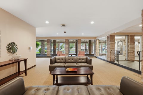 Tiny photo for 2500 Windsor Mall #2D, Park Ridge, IL 60068 (MLS # 12745385)
