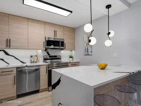 Tiny photo for 3550 N Lake Shore Drive #806, Chicago, IL 60657 (MLS # 12625089)