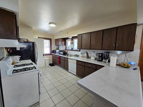 Tiny photo for 616 W Keith Avenue, Waukegan, IL 60085 (MLS # 12492285)