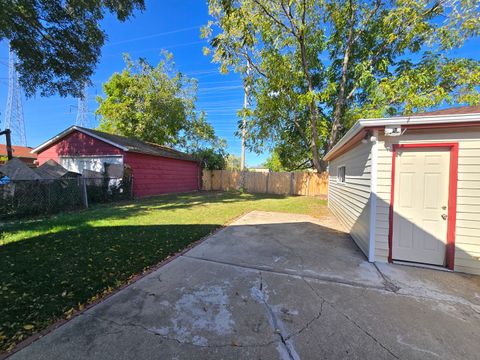 Tiny photo for 616 W Keith Avenue, Waukegan, IL 60085 (MLS # 12492285)
