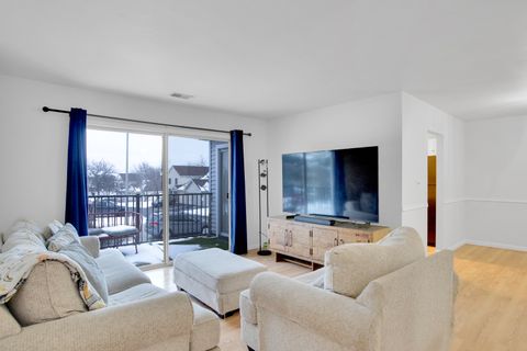 Tiny photo for 7010 Brighton Court #204, Woodridge, IL 60517 (MLS # 12560248)